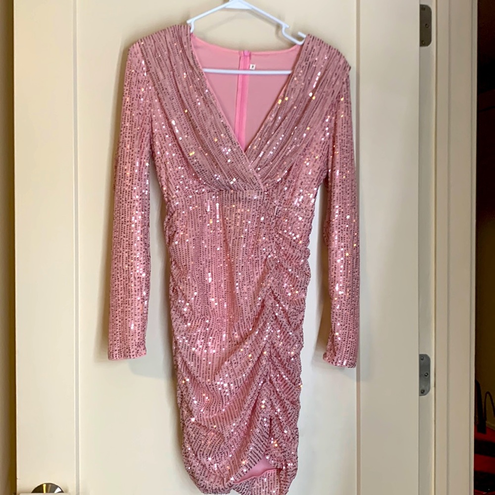 Pink sequin v neck line sleeve mini dress